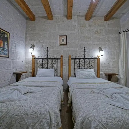 Tribal Cave Otel