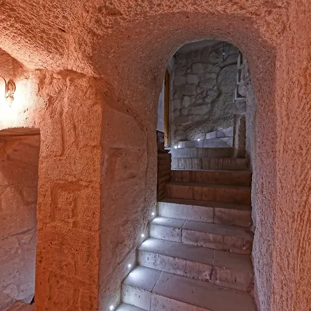 Tribal Cave Göreme