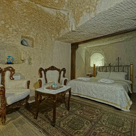 Tribal Cave Göreme