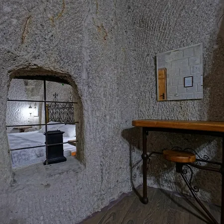 Tribal Cave Otel