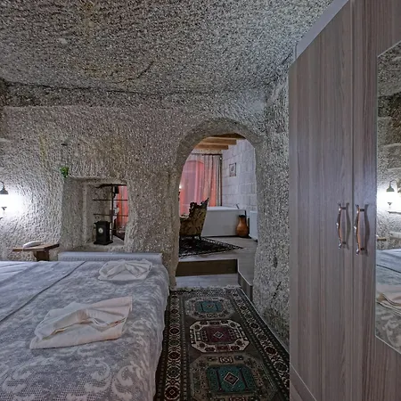 Otel Tribal Cave