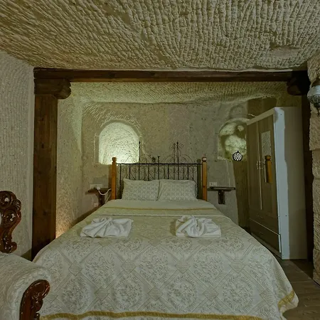 Otel Tribal Cave
